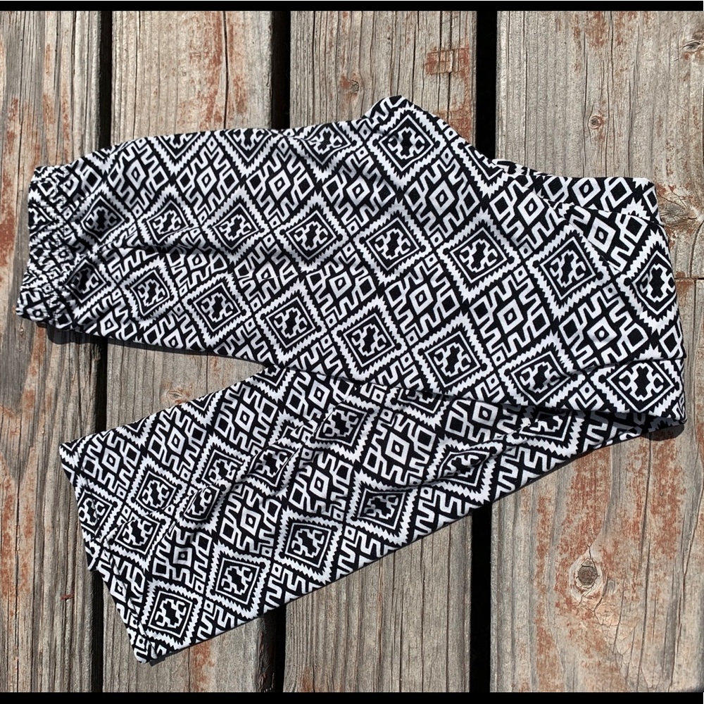 Black White patterned Leggings
